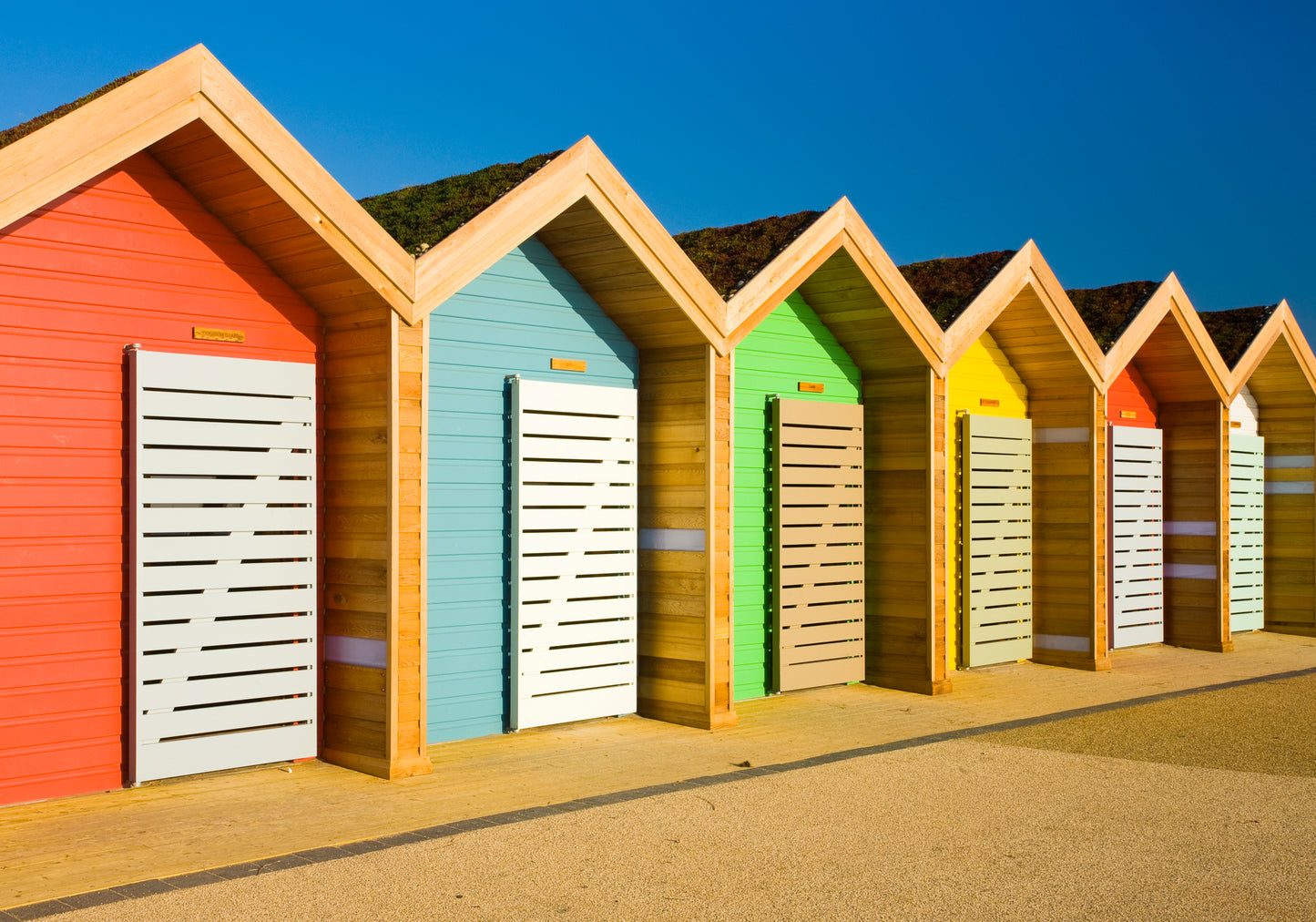 Blyth Beach Huts, Northumberland, 1000 Piece Jigsaw Puzzle