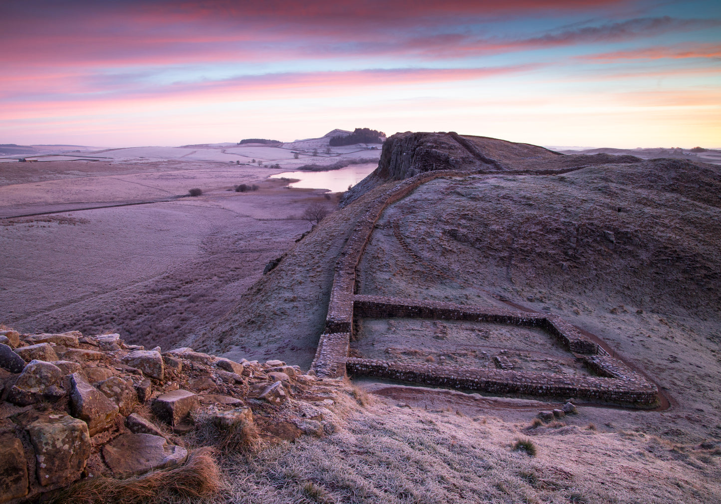 Hadrian's Wall and Milecastle 39, Northumberland, 1000 Piece Jigsaw Puzzle